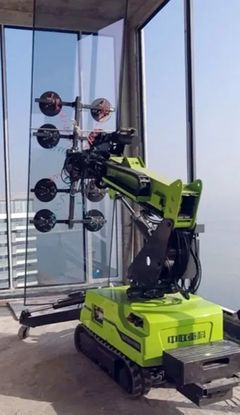 △全球首款室内高层幕墙安装机器人